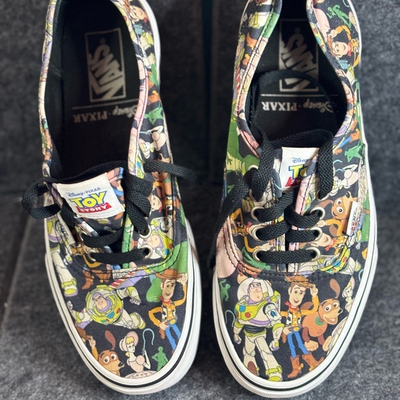 Disney Pixar x Vans "Toy Story" Collection - Picture 7 of 10